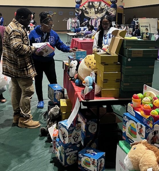 Holiday Magic in Full Swing at the Toys for Tots Holiday Festival!